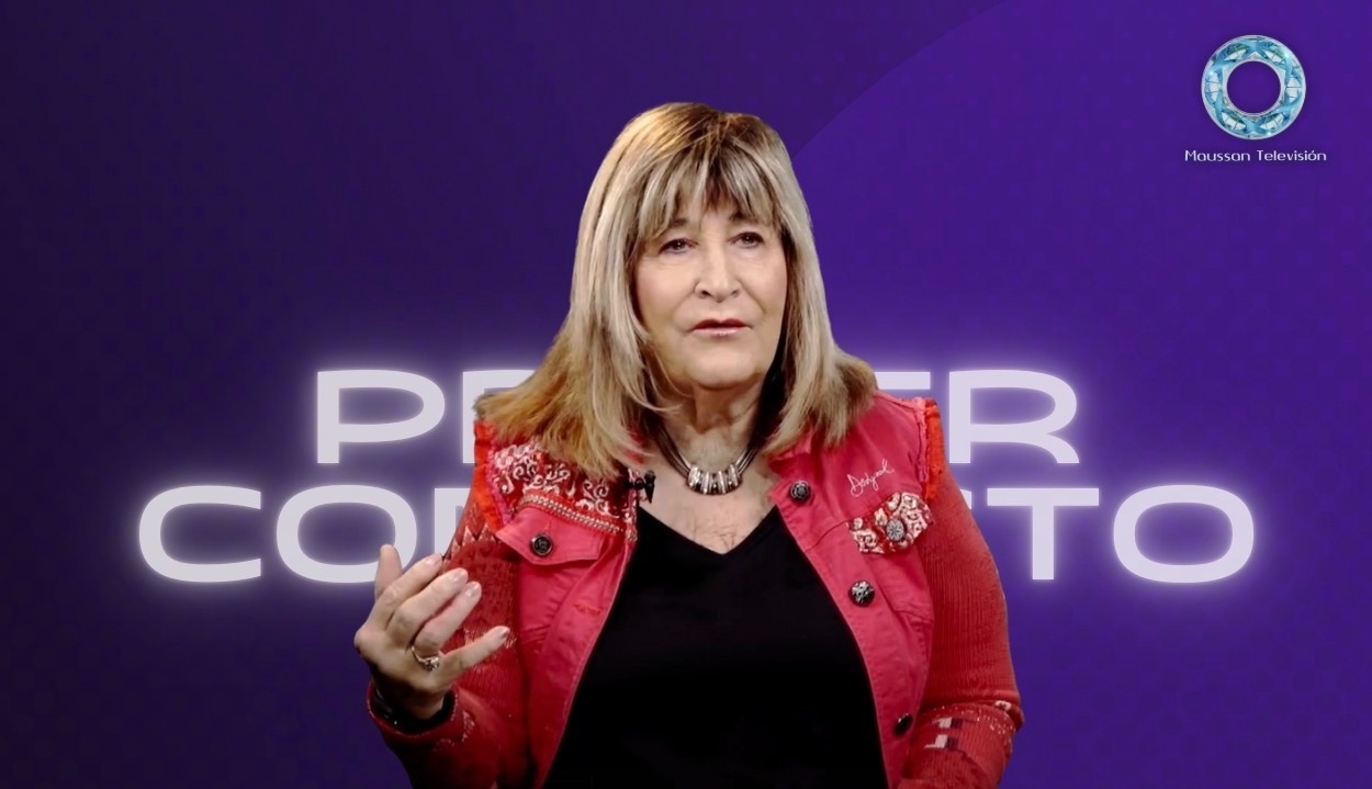 Primer Contacto Con Paola Harris