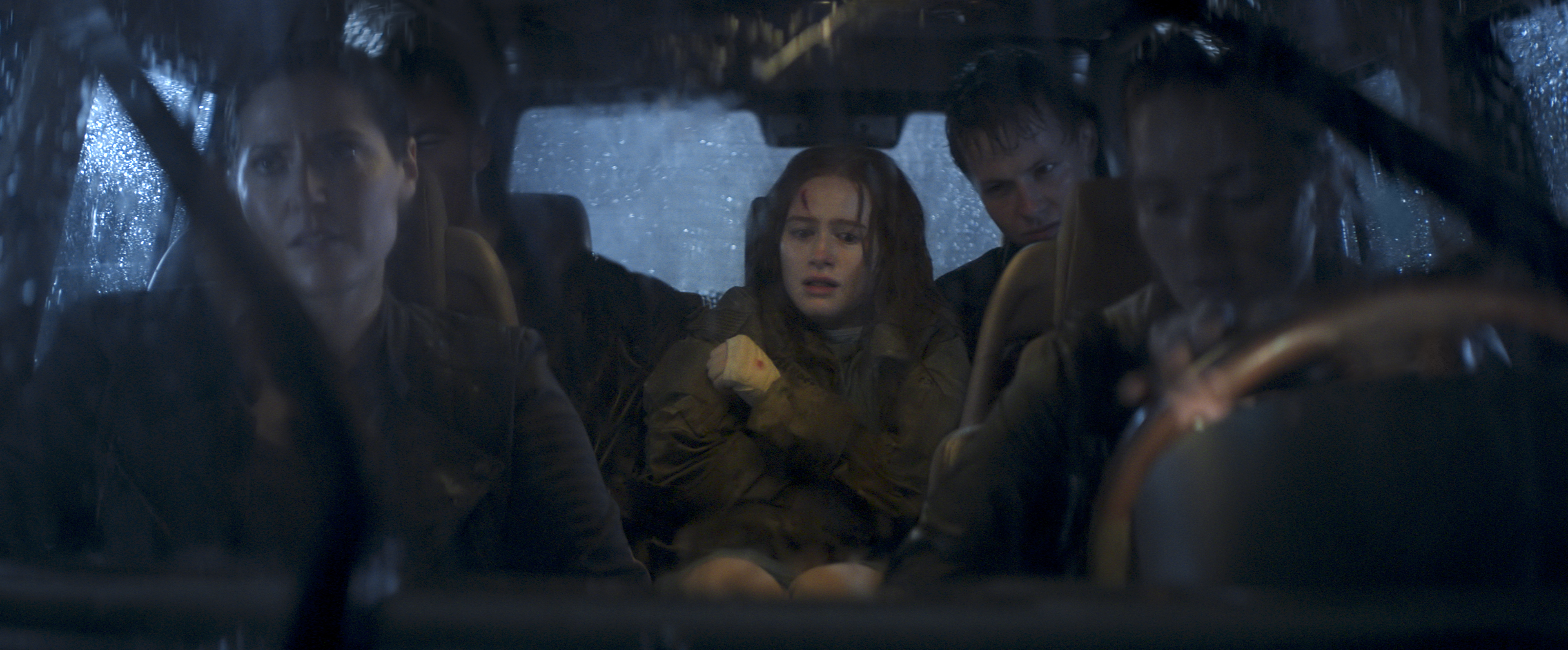 Strangers C2 Sg 00853rc