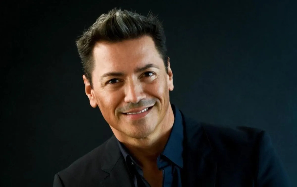 gustavo lara foto2